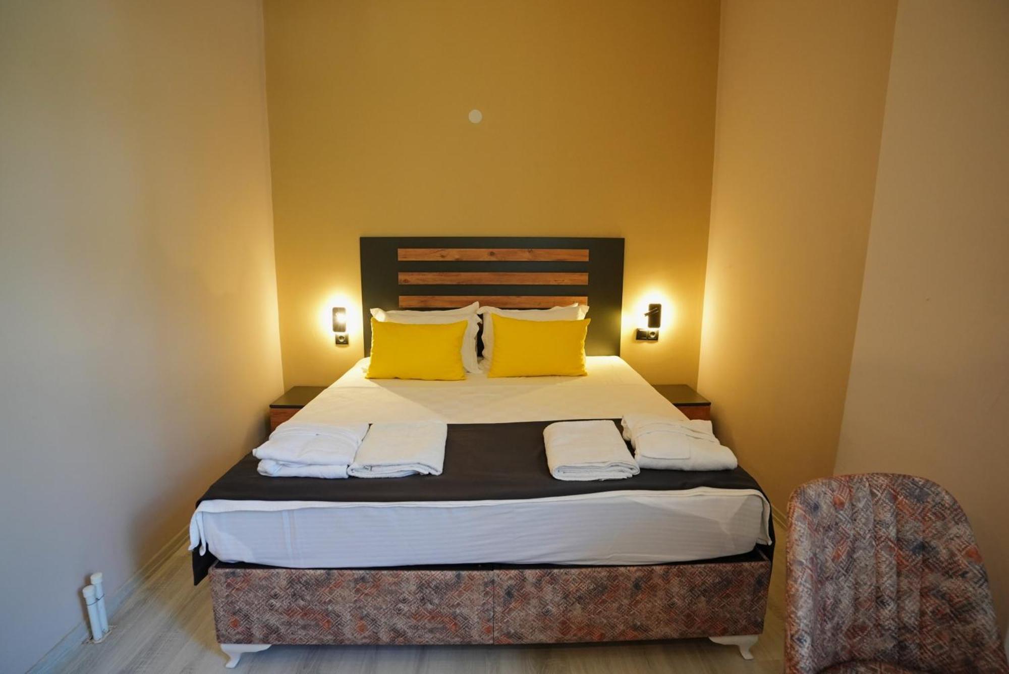 Villa Sevilla Kuşadası Buitenkant foto