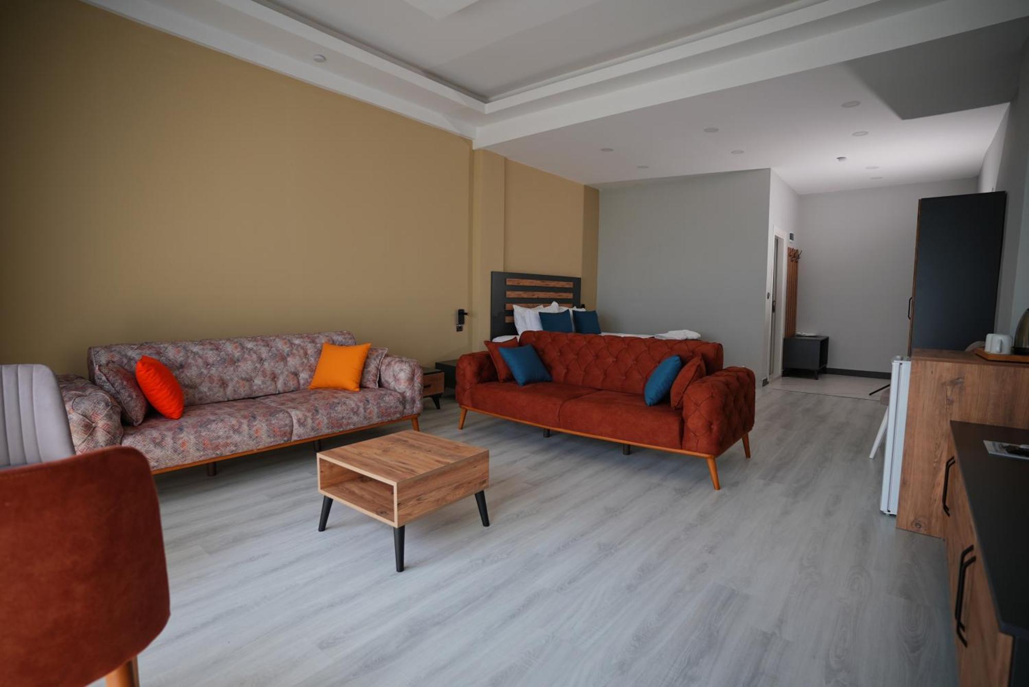 Villa Sevilla Kuşadası Buitenkant foto
